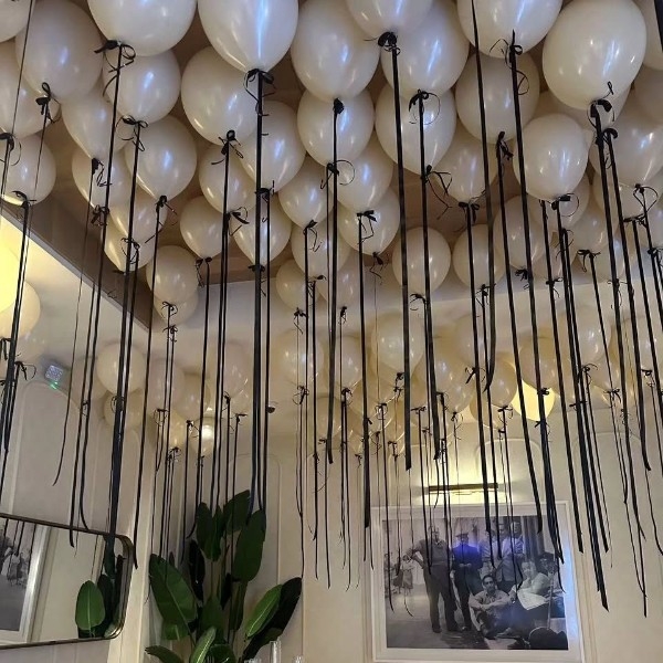 Воздушные шары с гелием под потолок 20 штук цвет белый песок